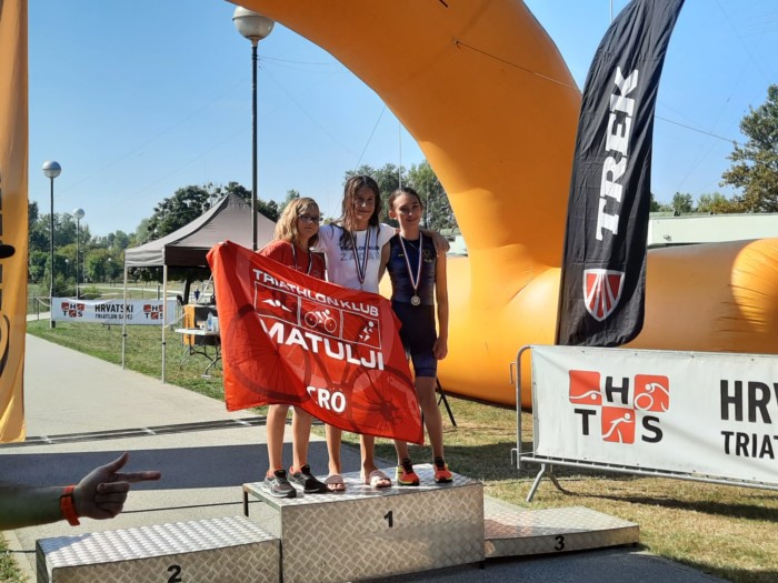 Triatlon klub Zadar ima državnu prvakinju, Korina Babara zlatna u Zagrebu!