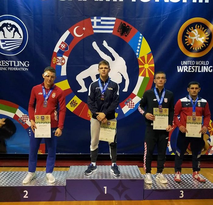 Roko Strika brončani na prvenstvu Balkana u hrvanju